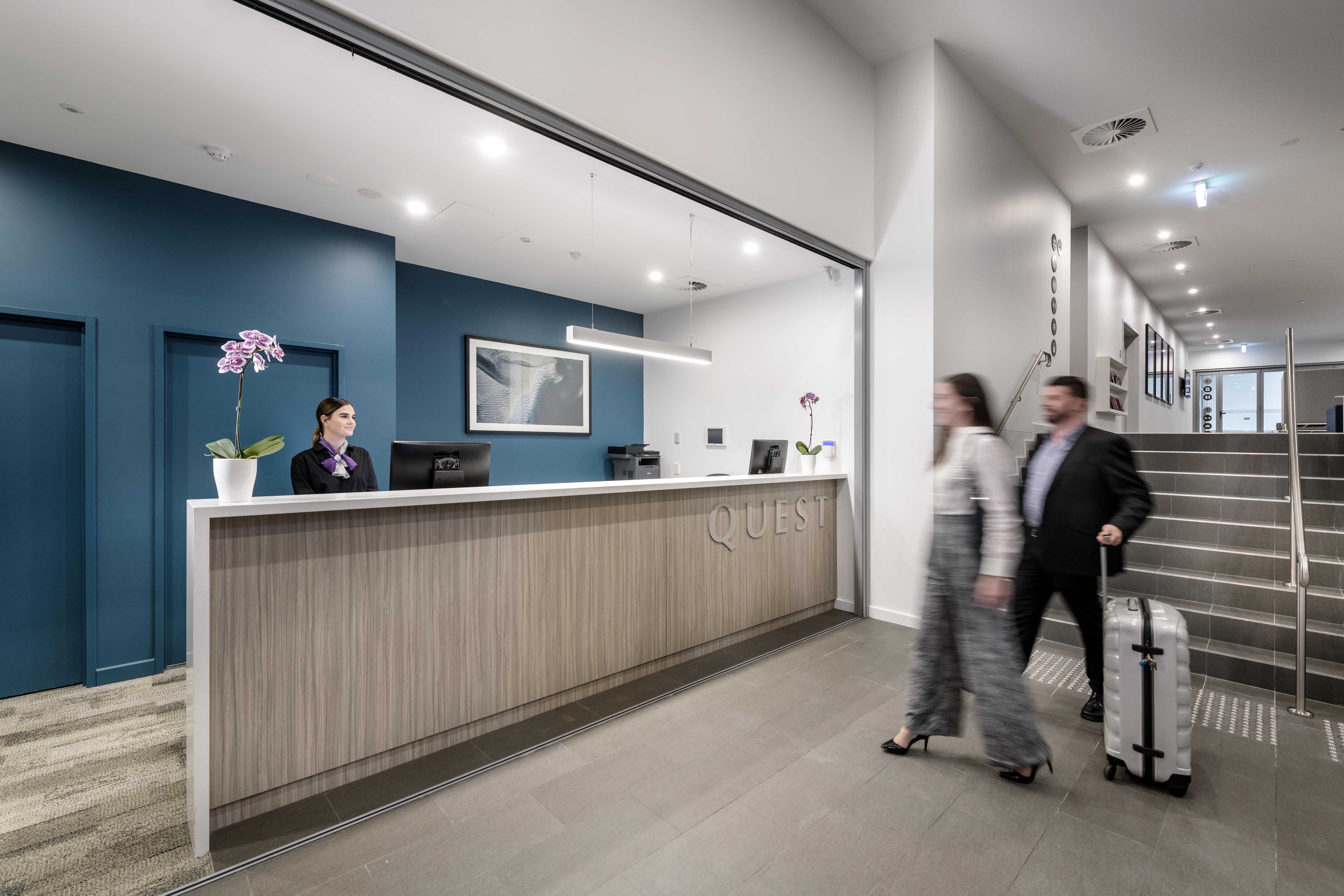 Quest Midland Aparthotel Exterior photo